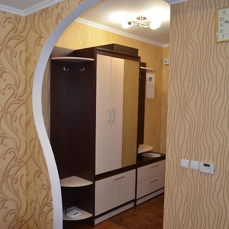 Ветеринарный Apartment Berdychiv Exterior foto
